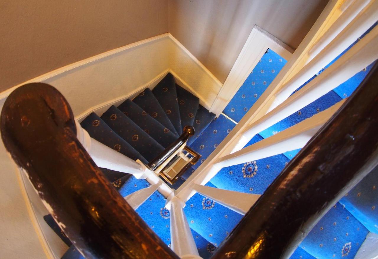 The Coach House Bed & Breakfast Canterbury Ngoại thất bức ảnh